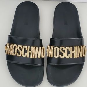 Moschino Slides